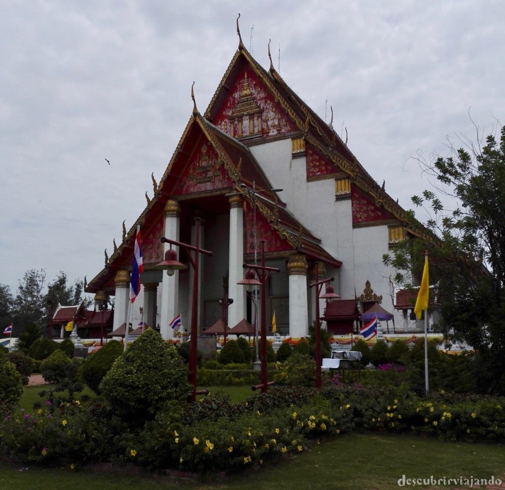 Vihara-Phra-Mongkhon-Bophit