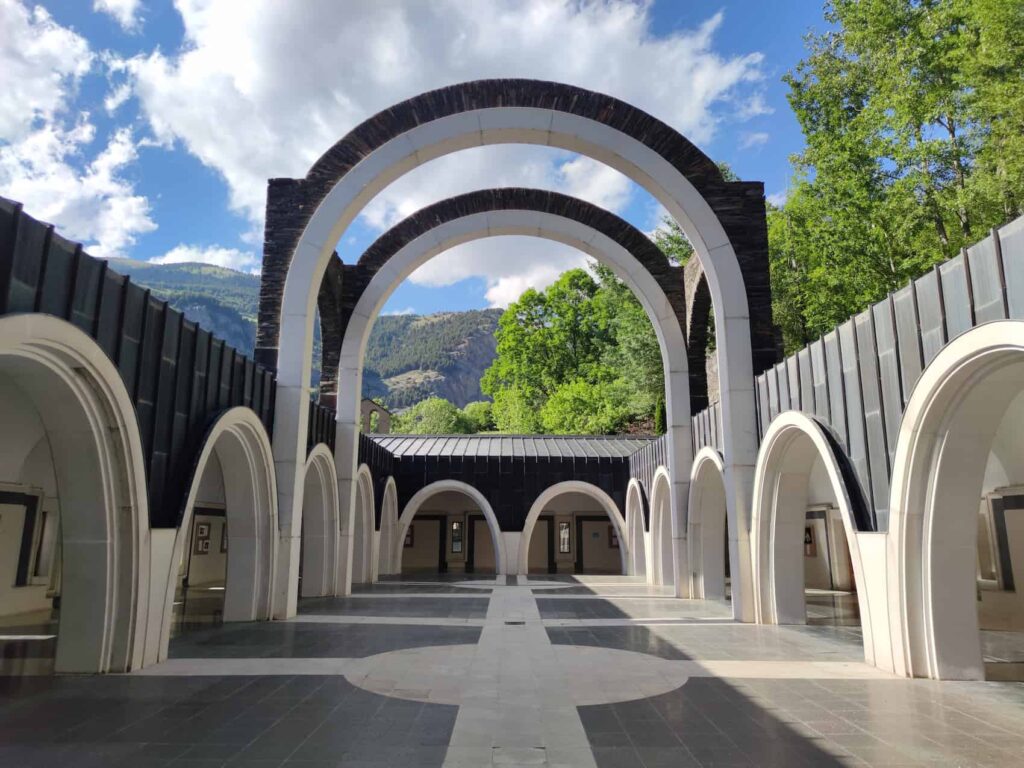 Andorra-santuario-meritxell