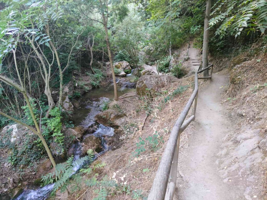 Cazorla-sendero-rio-Cerezuelo